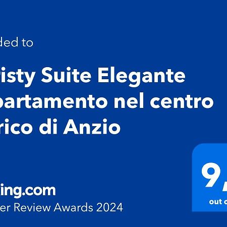 Christy Suite Elegante Appartamento Nel Centro Storico Di アンツィオ エクステリア 写真